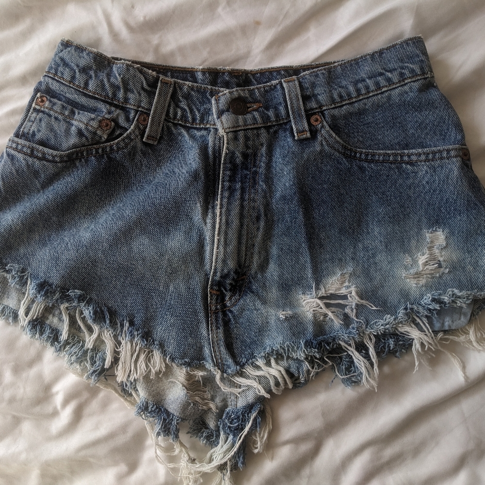 Levi's M distressed cutoff ultra mini skirt/belt